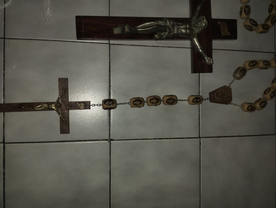 Crusefixo e terço