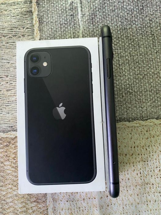 Айфон 11 (гарний стан)
