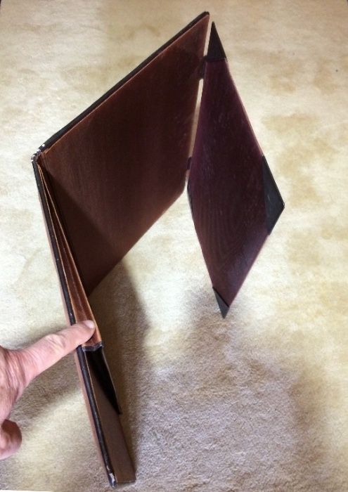 Capa de secretária tripartida