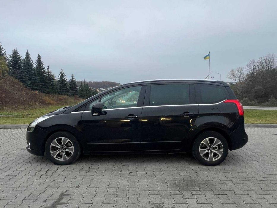 PEUGEOT 5008 / Пежо 5008