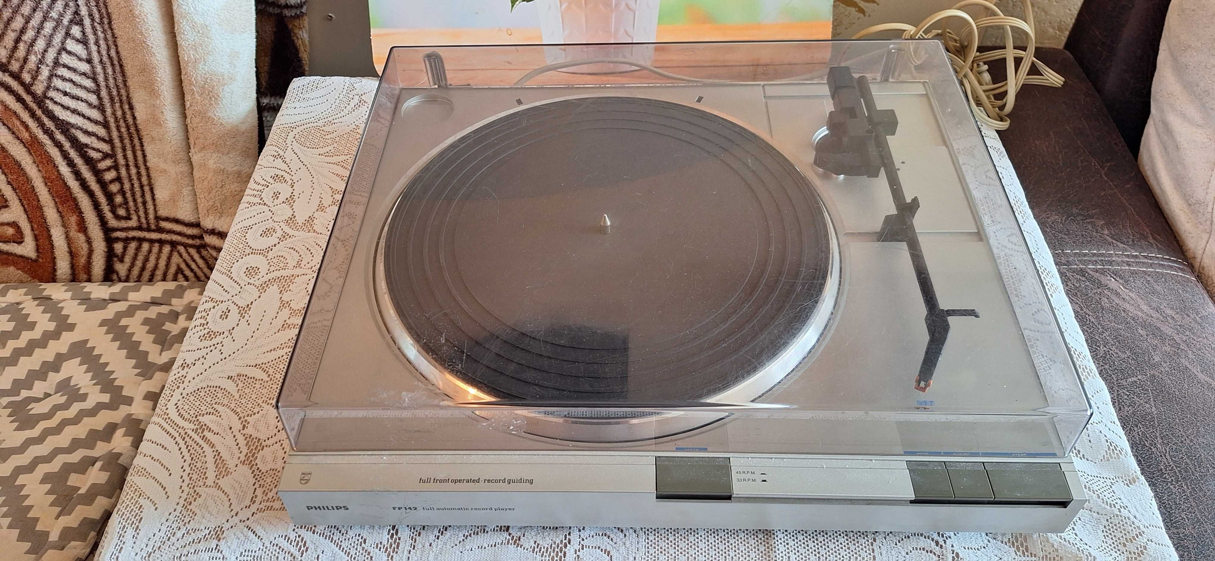 Gramofon automatyczny Philips +przedwzmacniacz