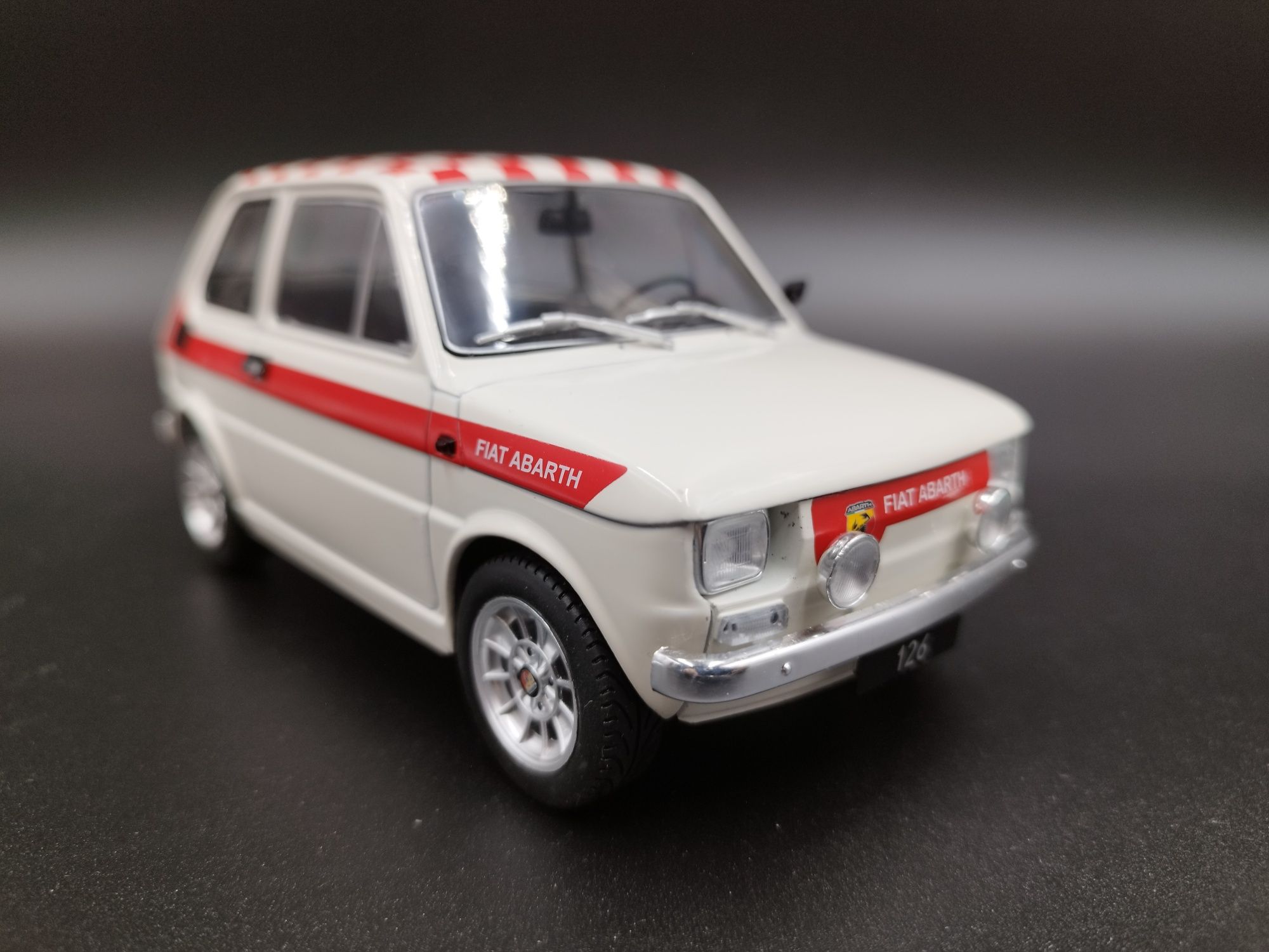 1:18 MCG 1972 Fiat 126 Abarth  Maluch model nowy