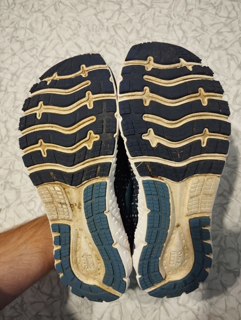 Кросівки Brooks Glycerin 17 оригінал р.40.5