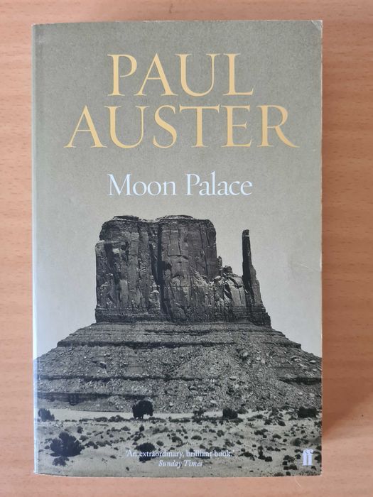 Livro "Moon Palace" de Paul Auster