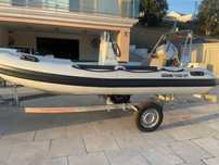 Barco semi-rigido Arimar