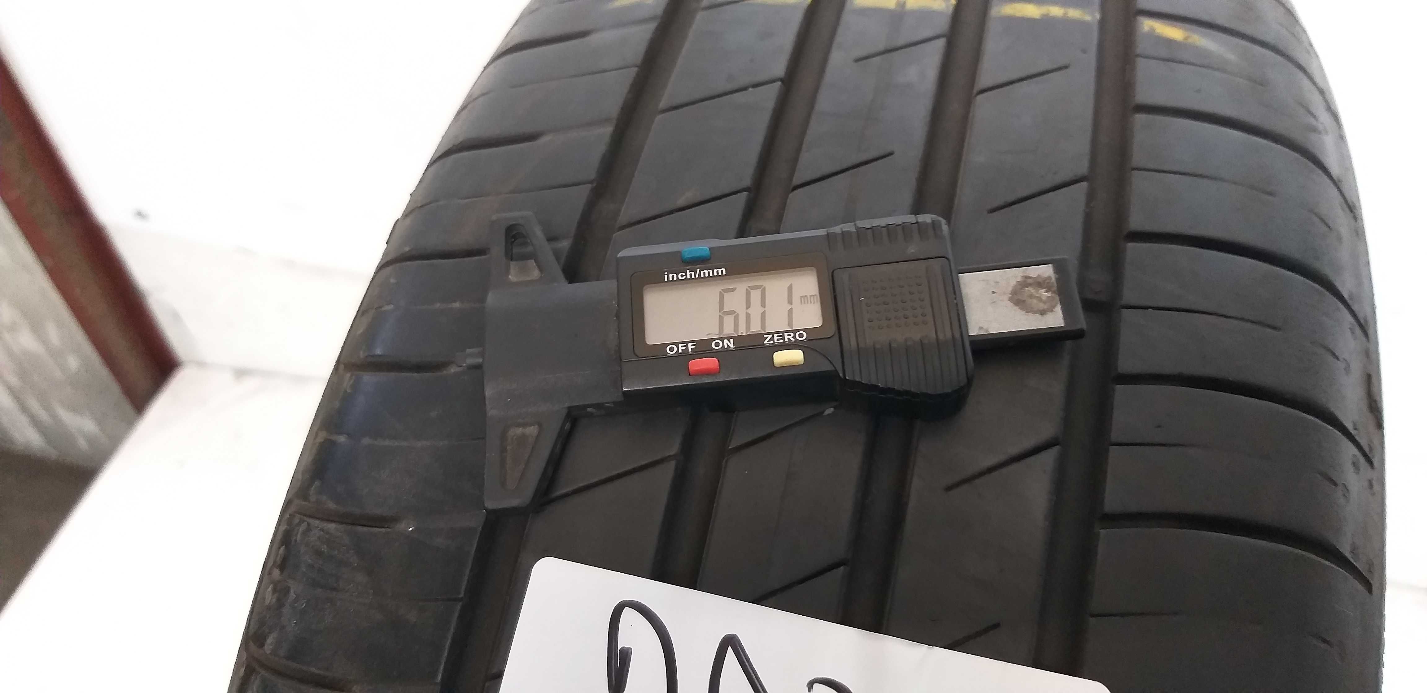 Szt4220F 215/55R17 GoodYear Efficient Grip dot.2019