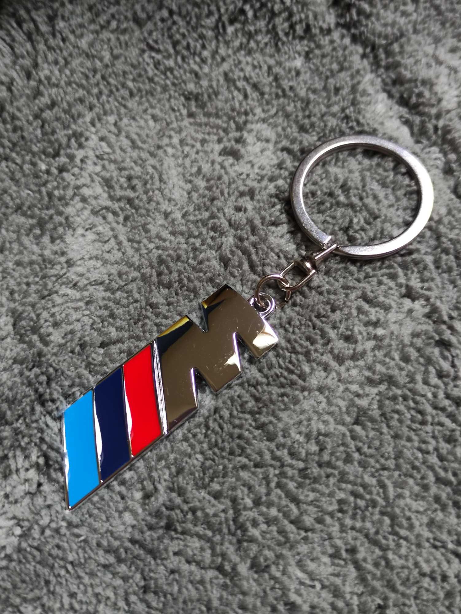 Brelok brylok Breloczek do kluczy BMW M logo metalowy M pakiet chrom