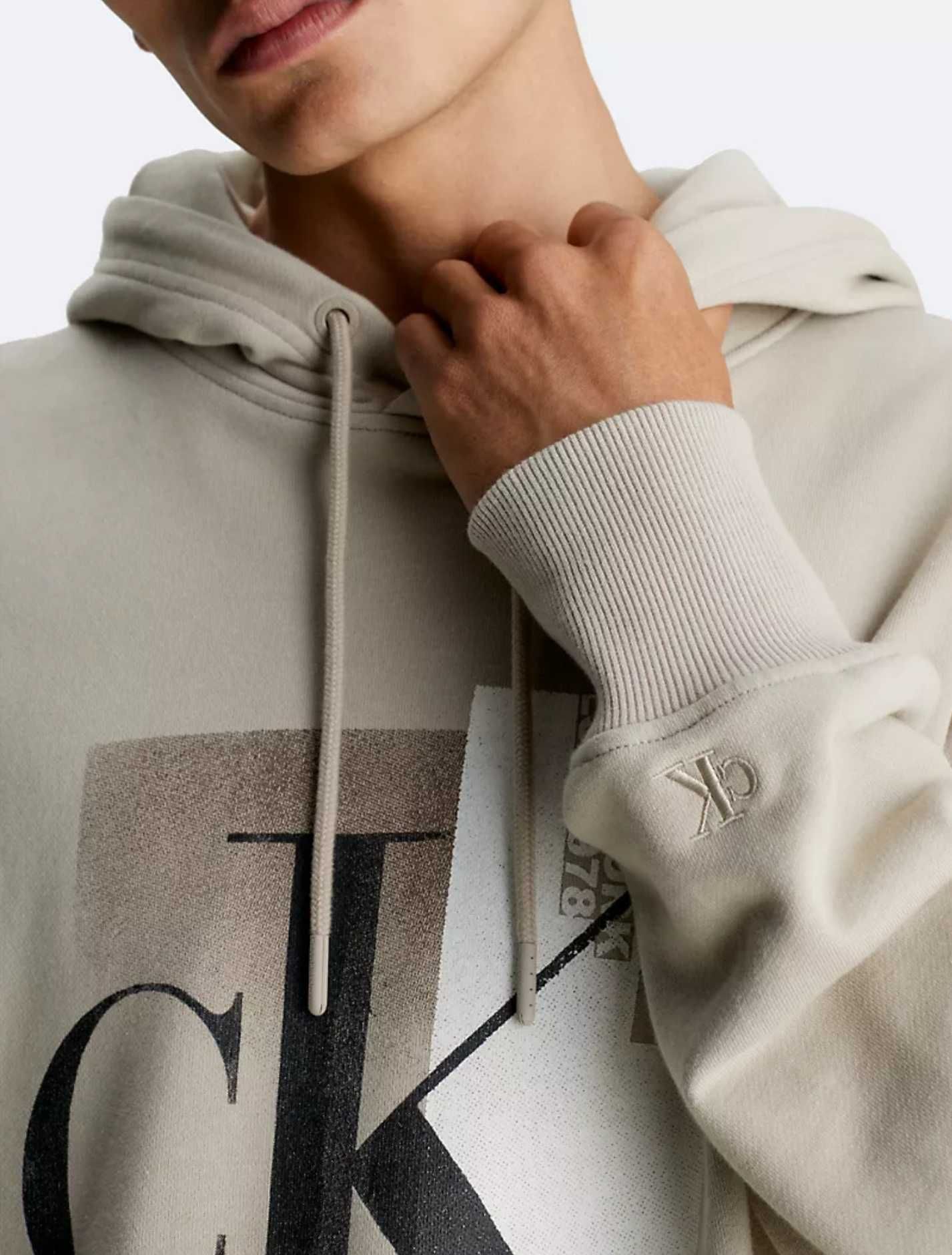 Оригінальне чоловіче худі Calvin Klein