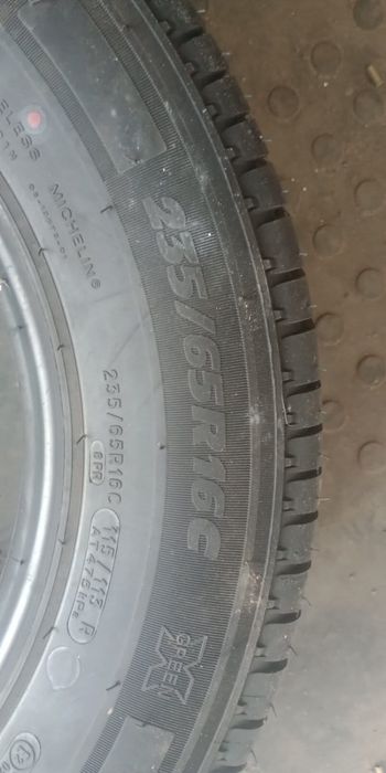 Шини Agilis MICHELIN 235/65/R16C 115/113R