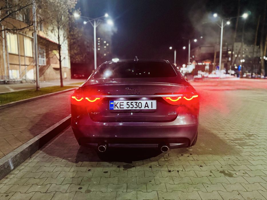 Jaguar XF 3.0 AWD R-Sport