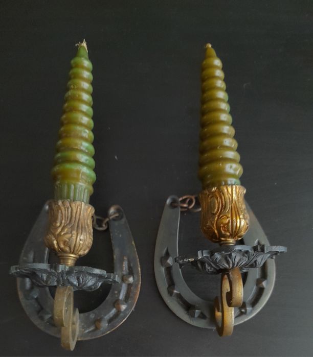 velas para prender na parede