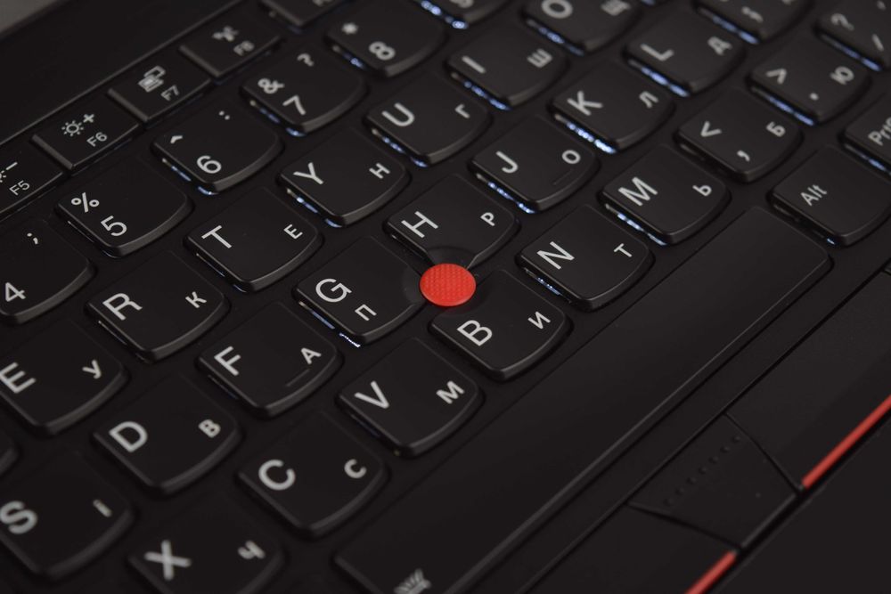 Lenovo ThinkPad T480s i5-8250U 16/24 гб 256/512/1тб 14" IPS Ноутбук