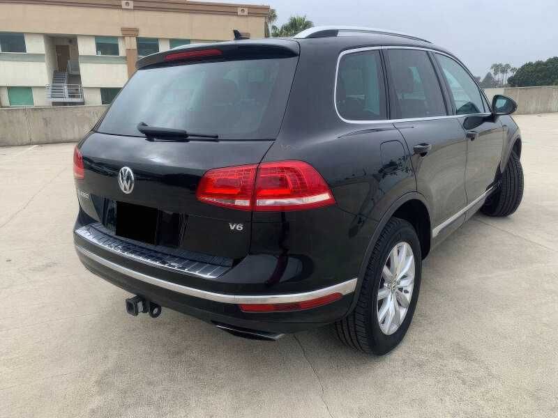 2016 Volkswagen Touareg VR6 Sport