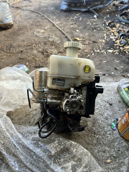 Блок АБС (ABS) гідравлічний Pajero Wagon III IV