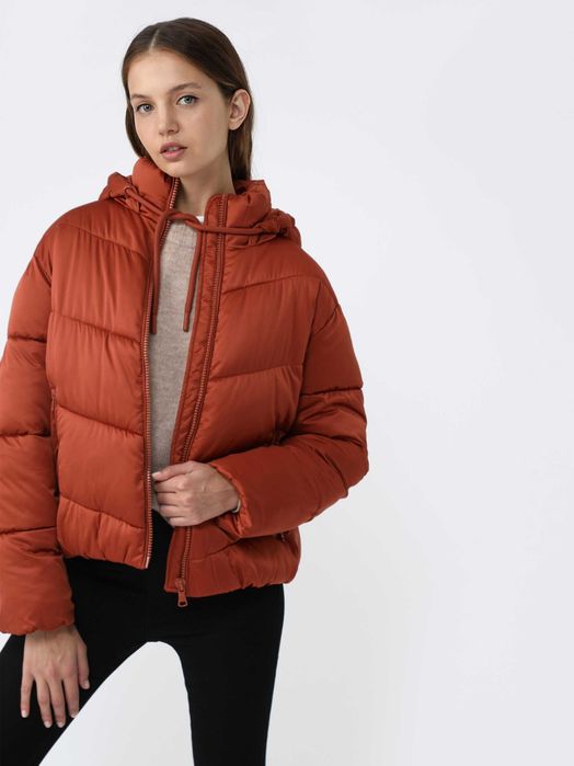 Жіноча зимова куртка Lefties, розмір L