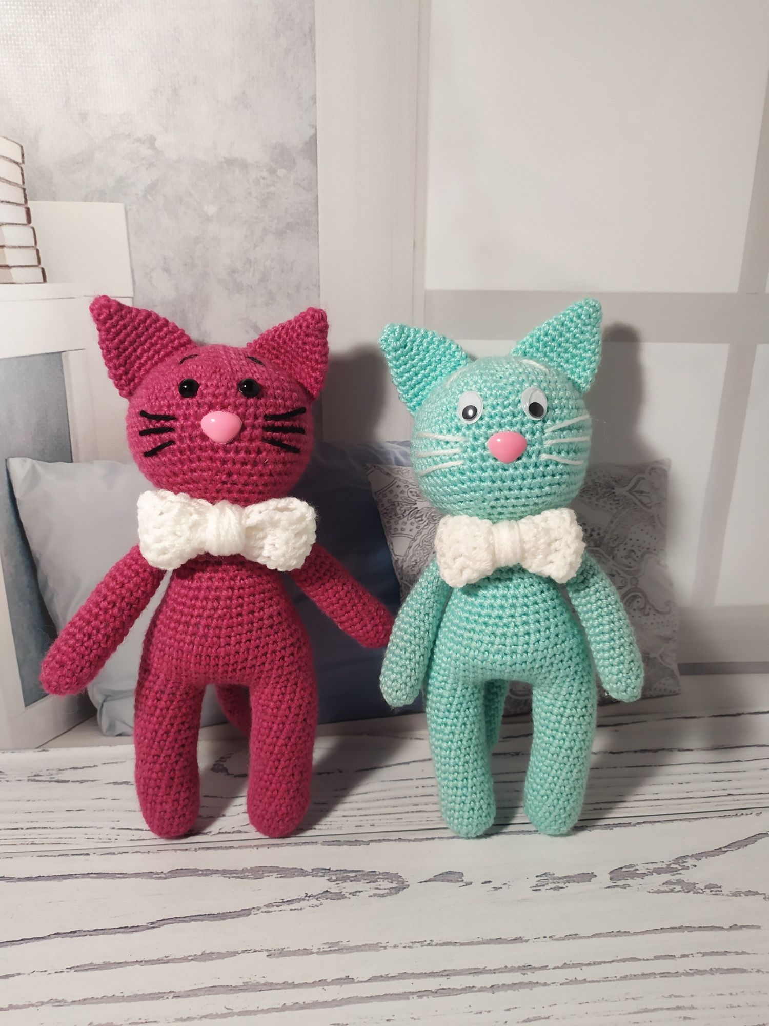 Цветные котики с бантиком
