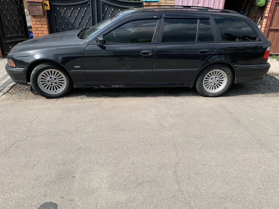 Продам BMW E39, універсал.