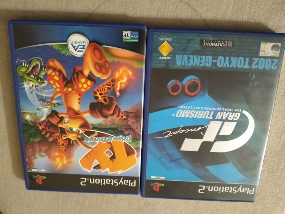 Capas de jogos PS2 vazias  com manuais