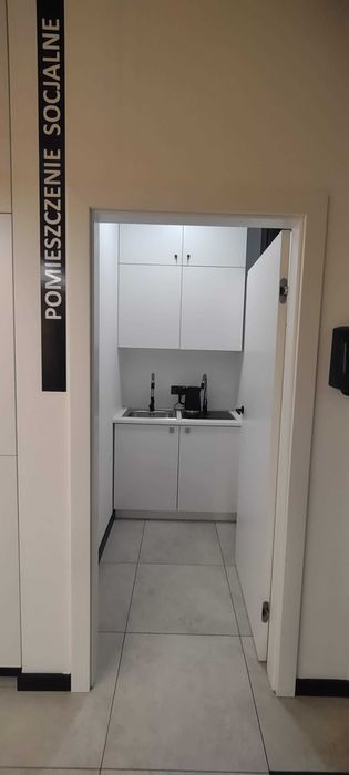 Wynajmę gabinet lekarski/kosmetyczny, po remoncie 45m, ul Markowskiego