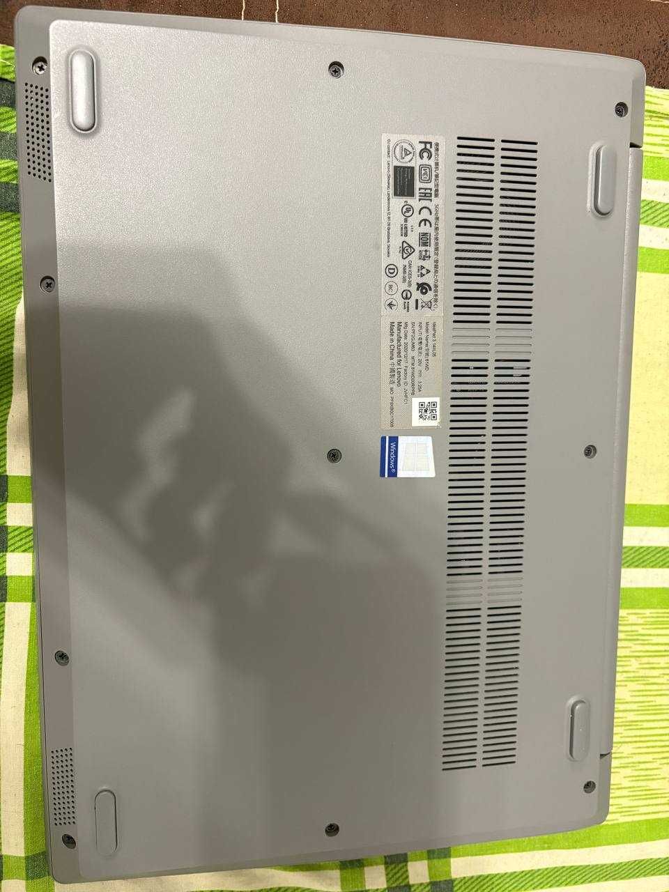 Lenovo IdeaPad 3 14IIL05 / i5-1035G1 / MX 330 / 512GB / 8GB / Win 11