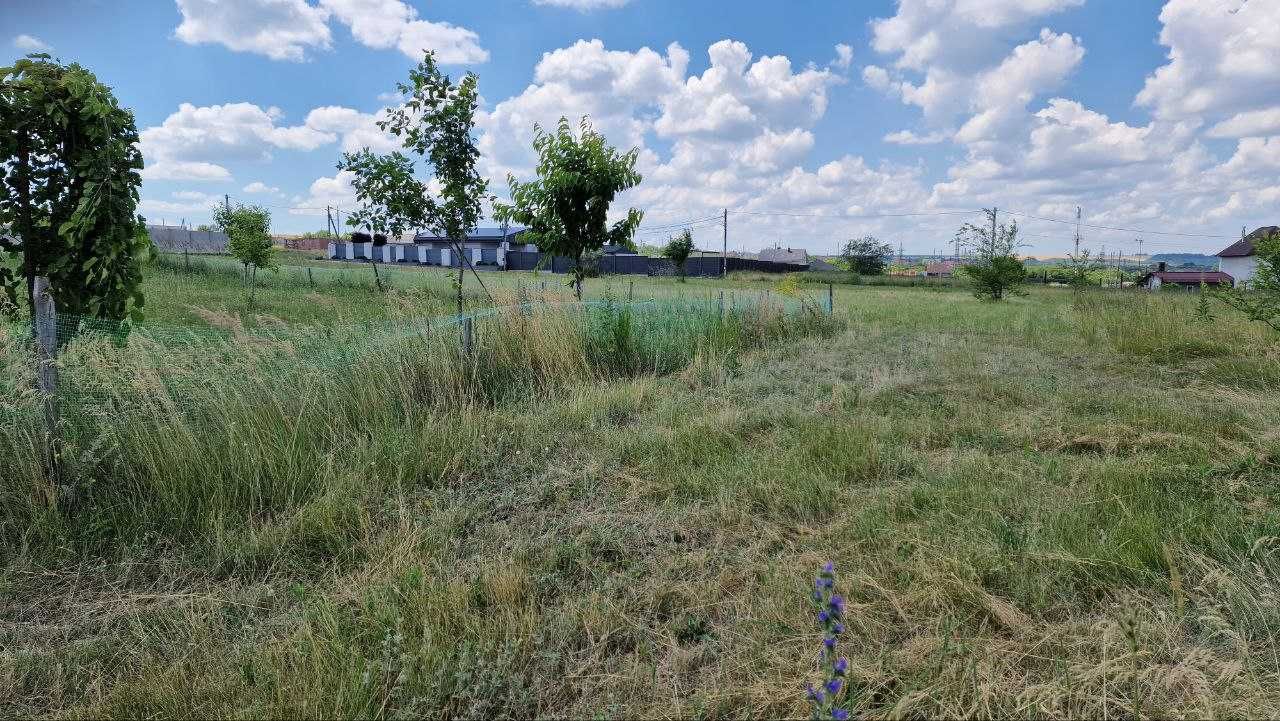 Продам участок в Братском от собственника.