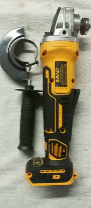 Rebarbadora DeWalt nova
