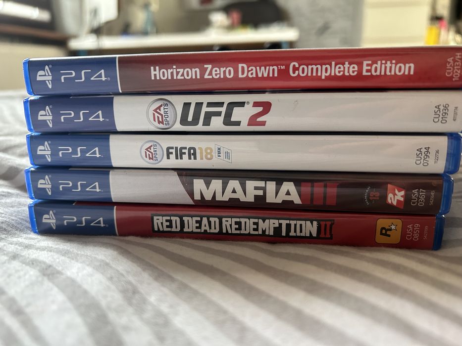 Playstation 4 Slim