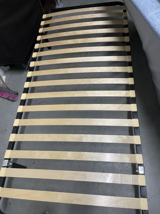 Cama de solteiro
