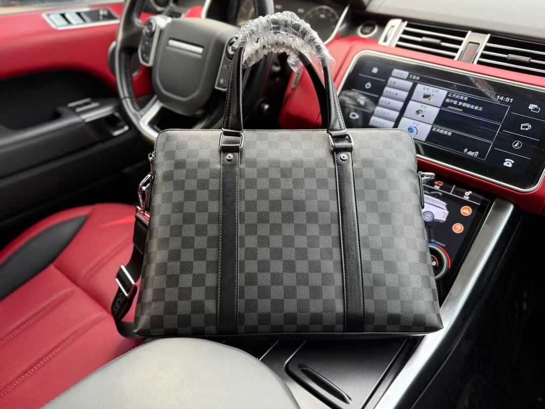 Skorzana męska torba aktówka Louis Vuitton, skóra 203610