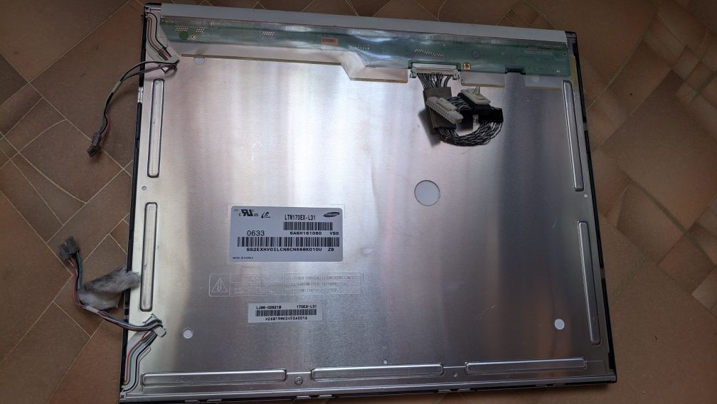 Продам 17 дюймовую матрицу Samsung LTM170EX-L31