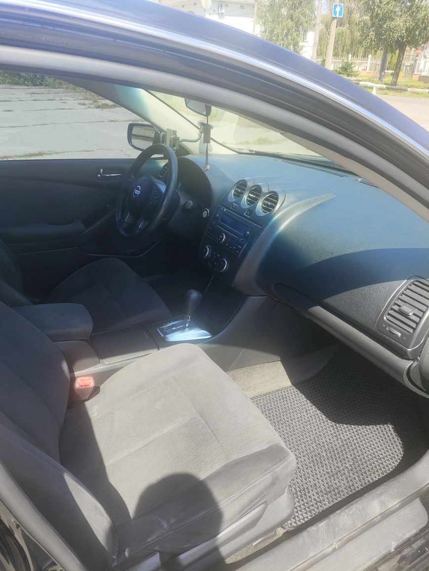 Продам власне авто Nissan Altima 2012 р.