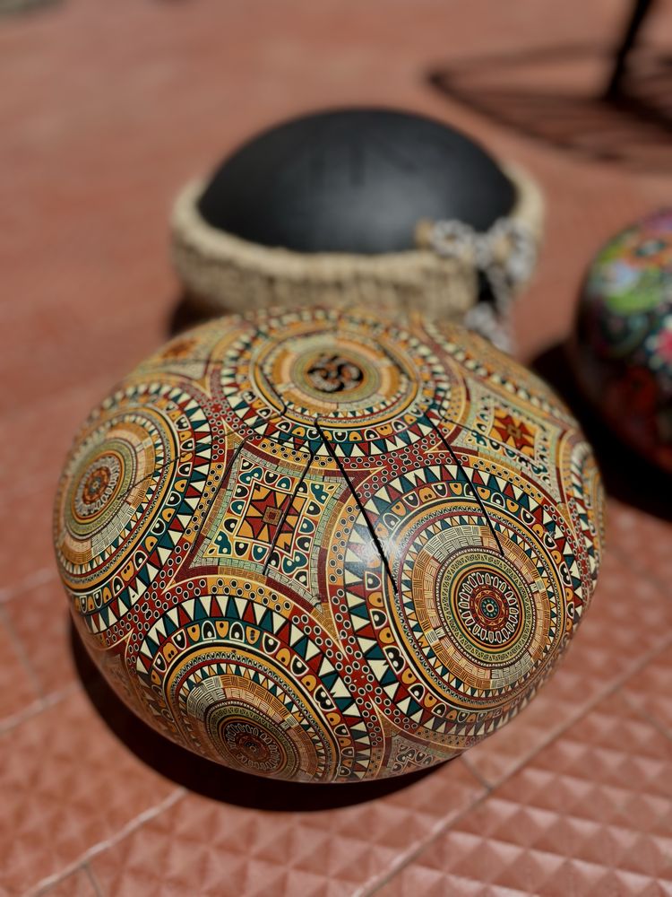Tambores artesanais de aço com som relaxante + bolsa incluída