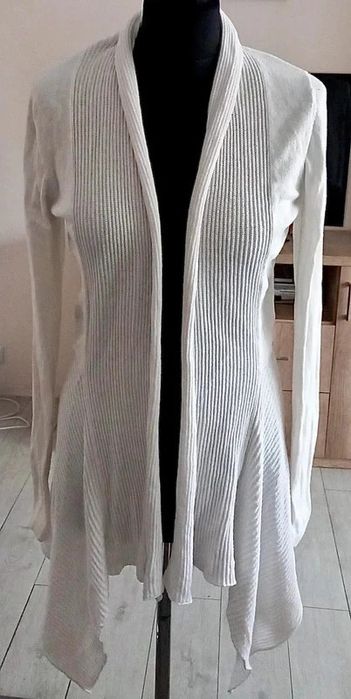 Dłuższy cienki biały kardigan Next