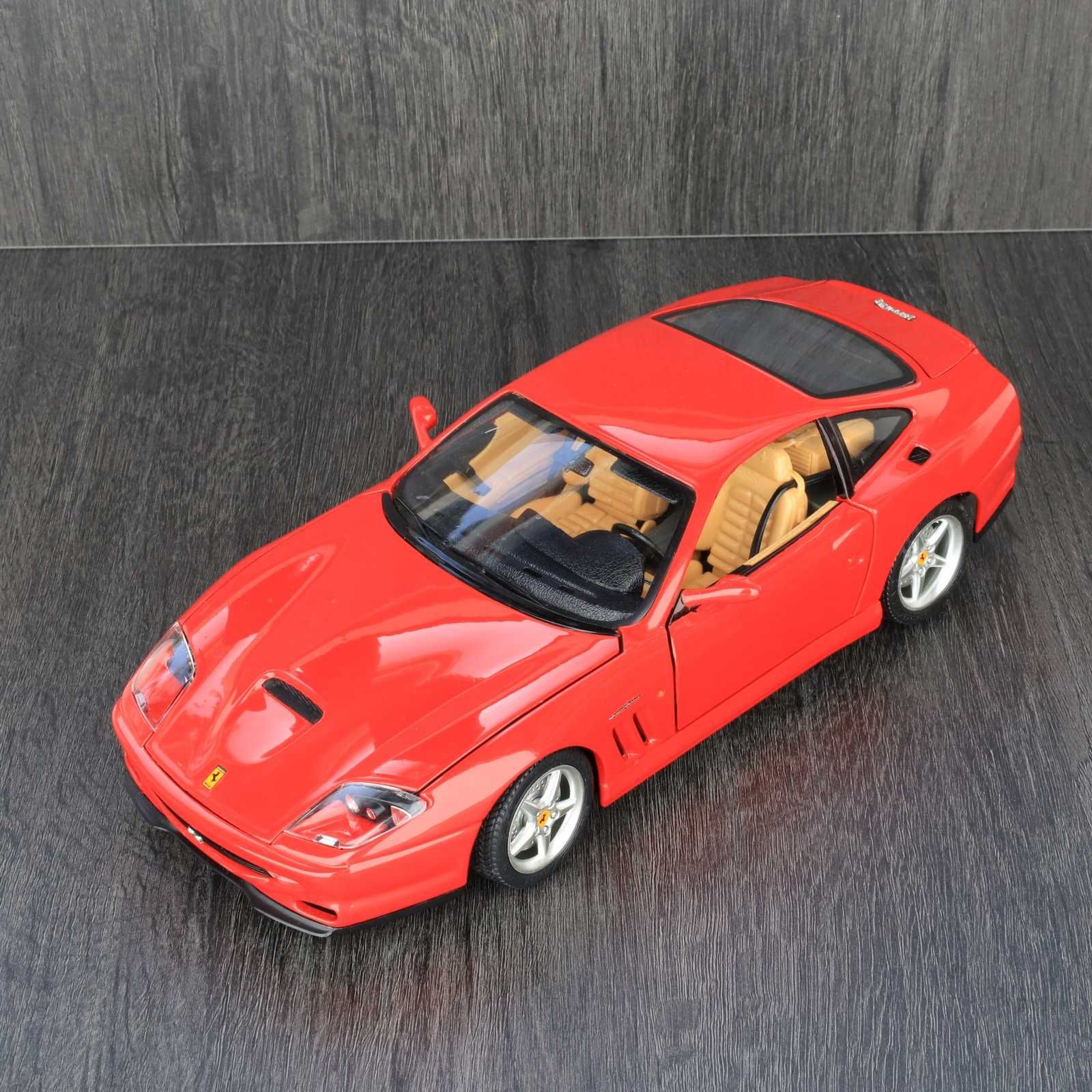 Ferrari 550 1/18 Bburago