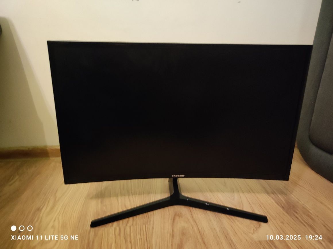 Monitor Samsung Q990D