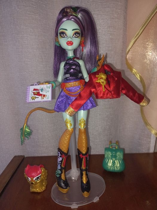 Джинафаер Лонг Монстер Хай , Jinafaer long monster high