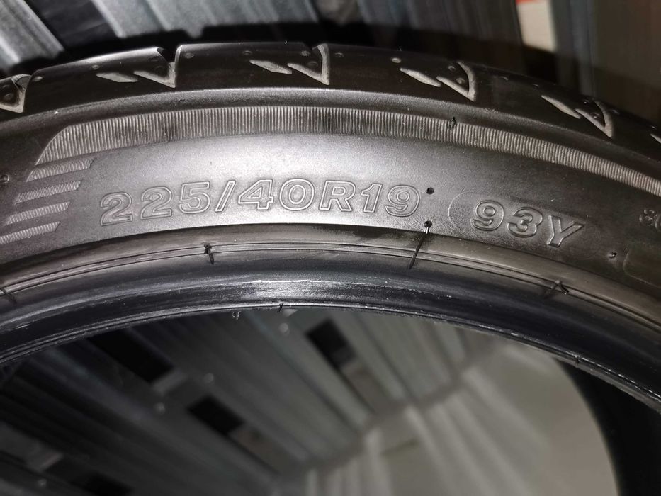 Opony letnie Bridgestone Potenza S005 225/40R19 - stan idealny