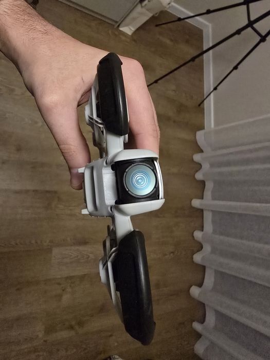 DJI Neo - jak nowy + zestaw akcesoriów (pełen komplet).