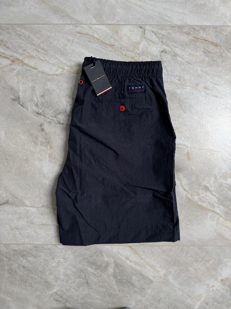 Granatowe męskie szorty Tommy Hilfiger r. XXL szybkoschnące