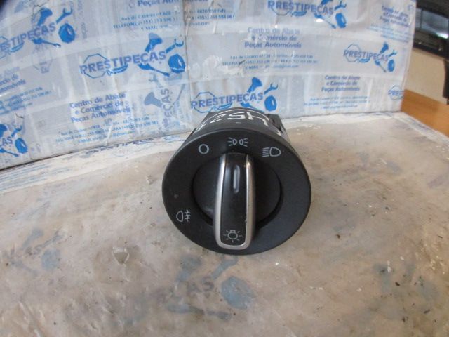 Interruptor 58R305858D VW POLO 6R FASE 1 2014 1.6TDI 90CV 5P VERMELHO LUZES