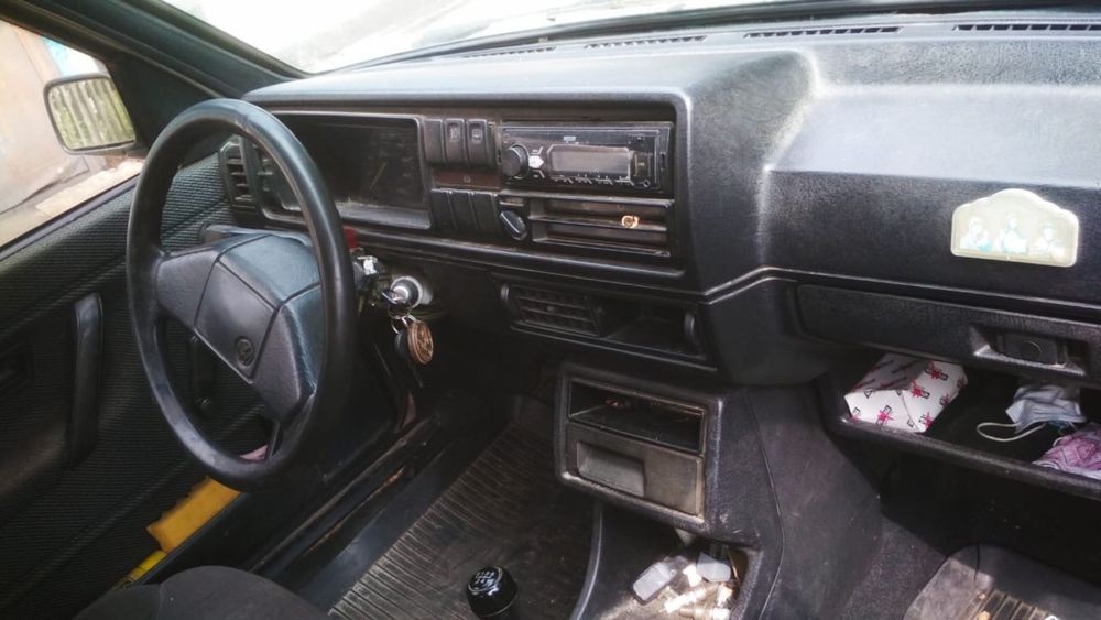 Volkswagen Golf 1990, Гольф 2