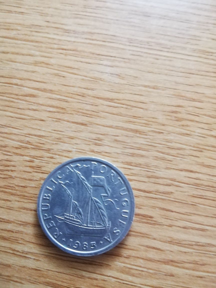 Moeda 5 escudos 1985