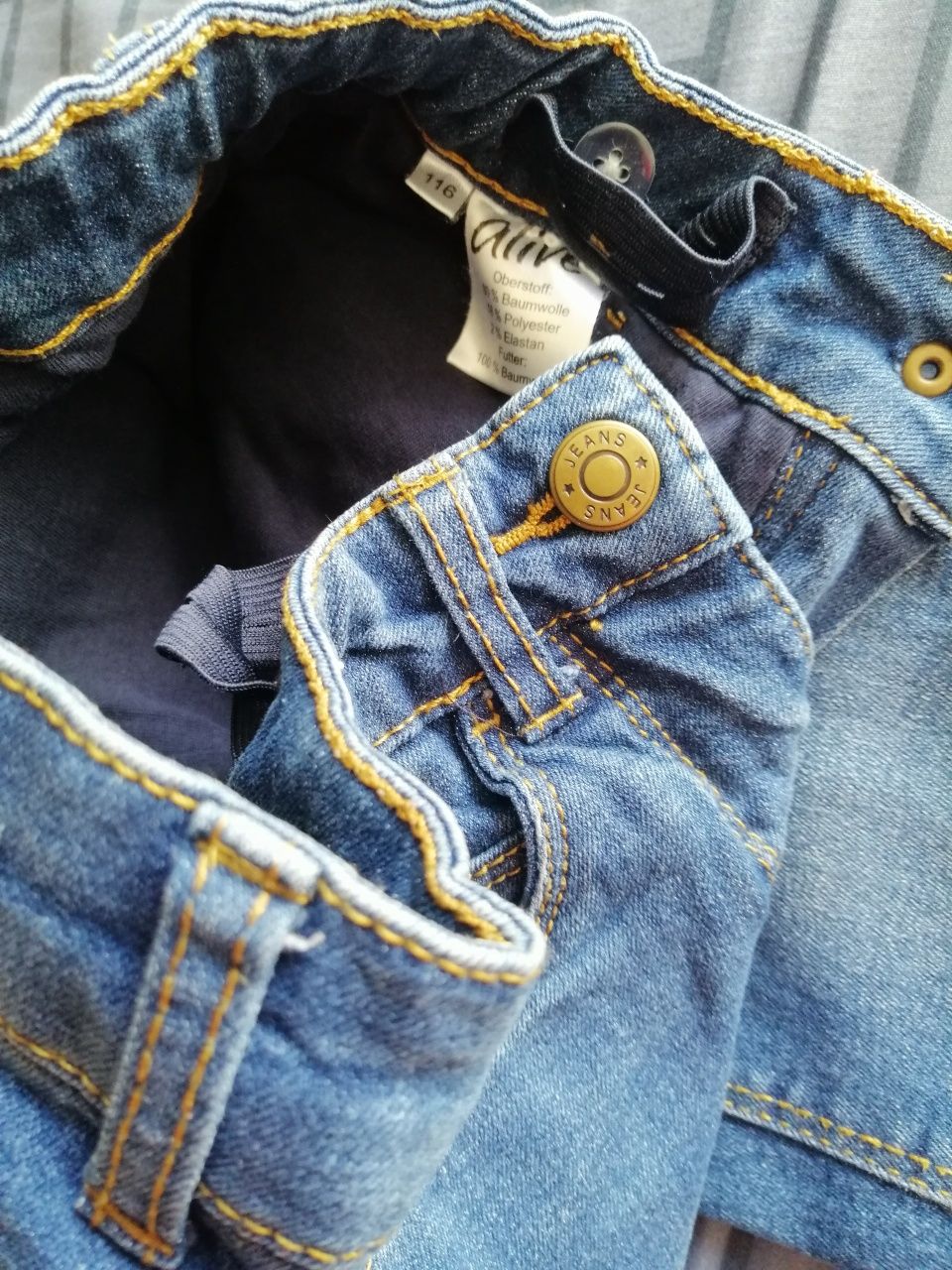Spodnie jeansowe ocieplane r. 116