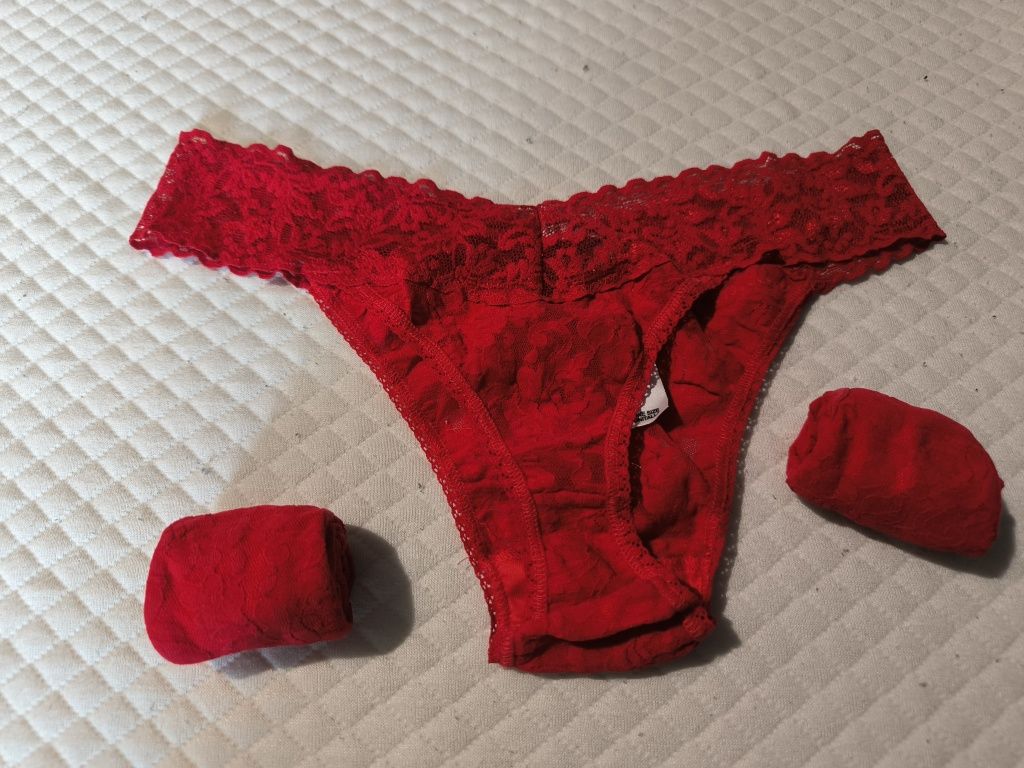 Hanky panky stringi majtki damskie figi czerwone 3 pack z koronką One