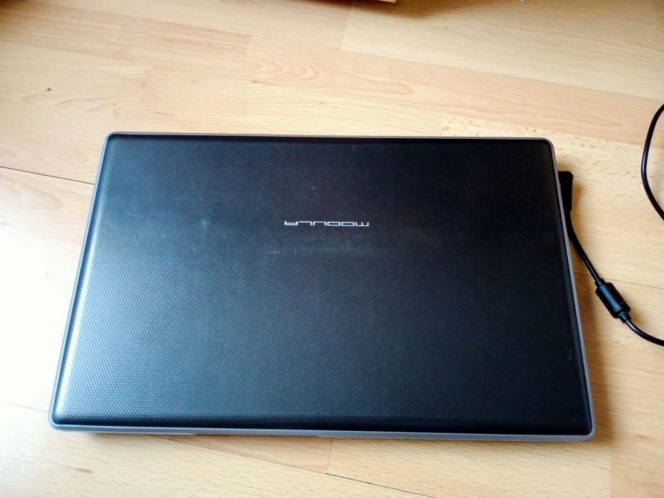 Laptop do nauki zdalnej-i3 4wątki,4gb ram,120gb  SSD ,kamera,zadbany