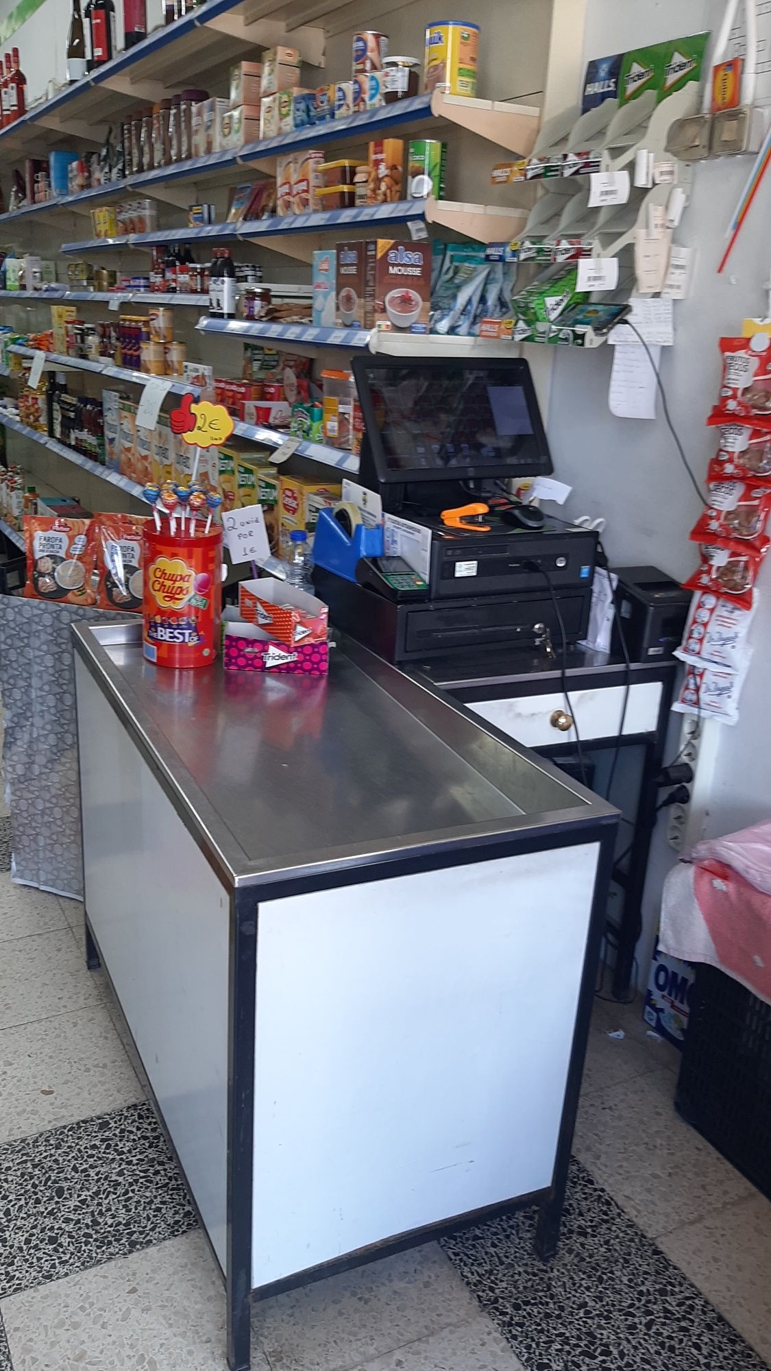 Vende-se equipamento de Mercearia