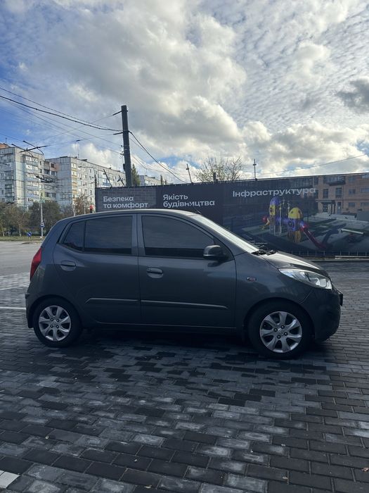 Hyundai i10 2013 рік