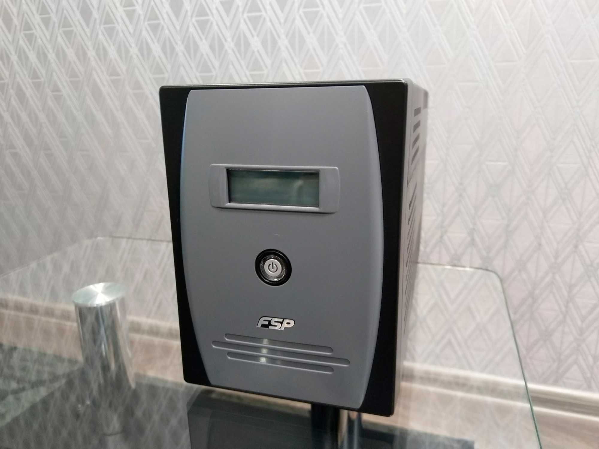 Безперебійник(ИБП) FSP EP 2000VA/1200W (PPF12A0304)