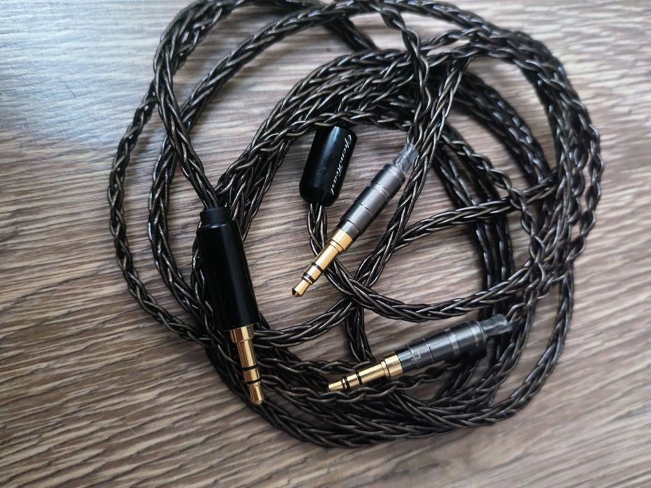 Zbalansowany kabel do słuchawek