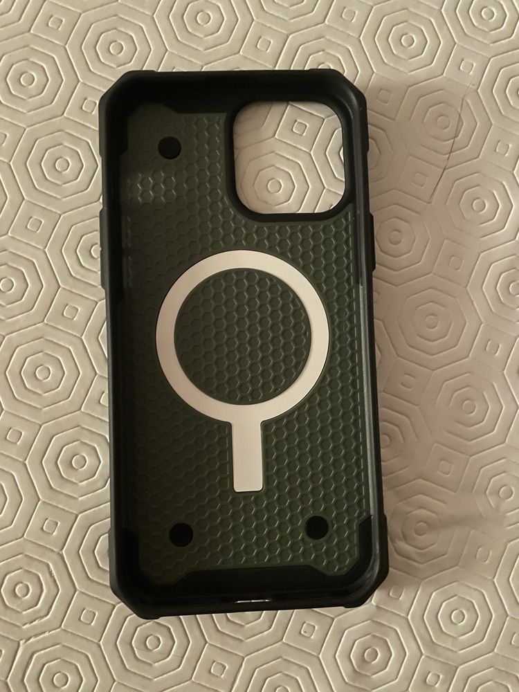 Capa UAG Iphone 12 Pro Max